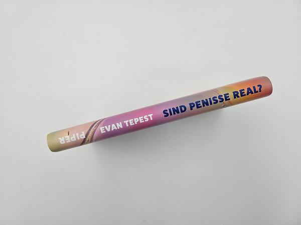 Außenansicht des Buches „Sind Penisse real?“