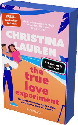 The True Love Experiment – Sie sucht im Fernsehen nach Mr Right, dabei steht er hinter der Kamera Das Buchcover zeigt eine dynamische Szene mit zwei Figuren, die in einem Strichmännchen-Stil gestaltet sind. Die Hauptfarben sind Pastelltöne, insbesondere Rosa, Blau und Weiß, die eine freundliche Atmosphäre schaffen. Oben links befindet sich ein rotes Badge mit der Aufschrift „SPIEGEL Bestseller-Autorin“. Der Titel „the true love experiment“ steht in großen, pinken Buchstaben im Zentrum des Covers. Die Autorin, Christina Lauren, ist in klaren, schwarzen Buchstaben oben geschrieben. In der oberen rechten Ecke ist ein blauer Button mit dem Text „#tiktokmade mebuyit“ zu sehen.