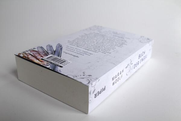 Außenansicht des Buches „Buch der Engel“