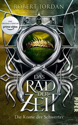 Das Rad der Zeit 7 Das Buchcover zeigt einen silbernen Schlangenkreis, der sich um eine grüne, leuchtende Kugel windet. Am oberen Rand ist der Titel „DAS RAD DER ZEIT“ in großen, weißen Buchstaben platziert, darunter der Untertitel „Die Krone der Schwerter“ in kleineren, silbernen Lettern. Der Hintergrund ist in den Farben Gelb und Dunkelgrün gehalten, was eine mystische Atmosphäre erzeugt. Oben links befindet sich ein weißer Aufkleber mit der Aufschrift „EINE ORIGINAL-SERIE BEI prime video“. Der Name des Autors, Robert Jordan, steht am oberen Rand des Covers.