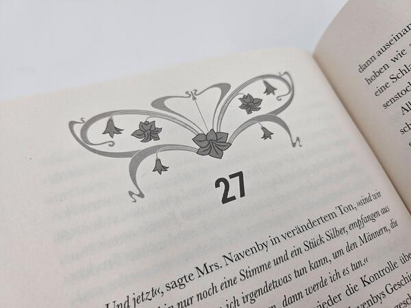 Außenansicht des Buches „A Restless Truth“