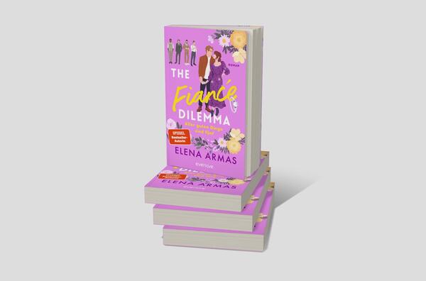 Bücherstapel des Buches „The Fiancé Dilemma – Aller guten Dinge sind fünf“