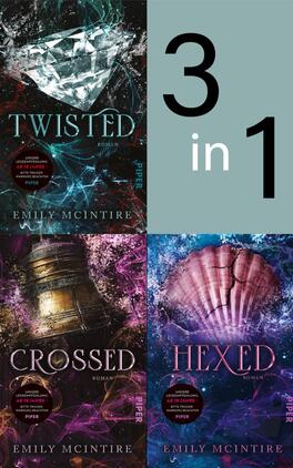 Bundle: Never After 4-6 Das Buchcover zeigt eine Collage aus drei Buchumschlägen. Oben ist „TWISTED“ mit einem glänzenden Diamanten auf dunklem Hintergrund in Blau- und Grautönen und eleganter, blauer Schrift. Darunter ist „CROSSED“, das eine stilisierte, antike Kiste in warmen Rottönen zeigt, mit goldener Schrift. Unten rechts befindet sich „HEXED“, das eine farbenfrohe Muschel mit surrealen, leuchtenden Elementen darstellt. In der oberen Ecke ist ein großer grauer Bereich mit der Aufschrift „3 in 1“ in markantem Schwarz.