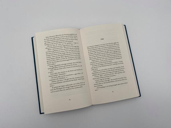 Innenansicht des Buches „Natürlich kann man hier nicht leben“