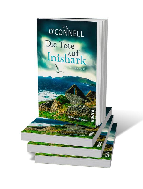Bücherstapel des Buches „Die Tote auf Inishark“
