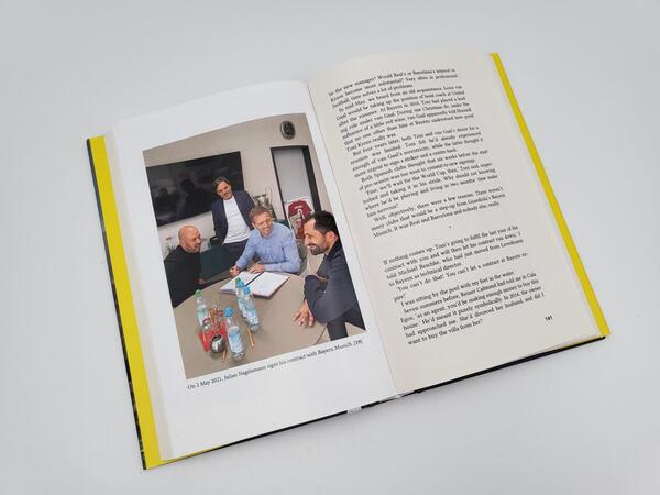 Innenansicht des Buches „My Moves“