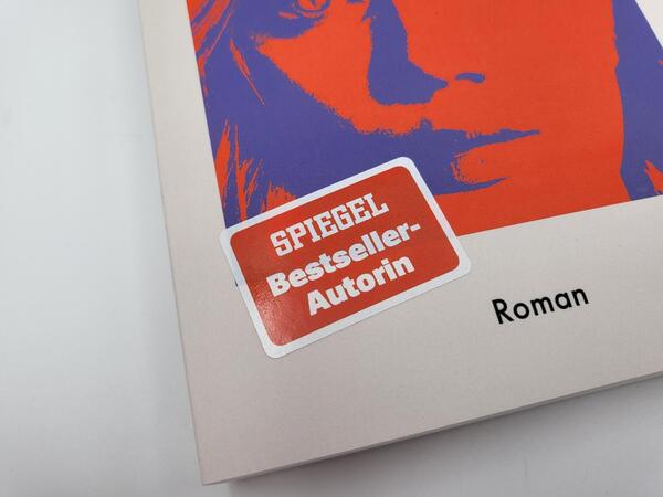 Innenansicht des Buches „Animal“