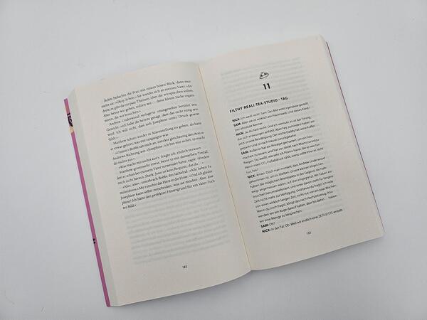 Außenansicht des Buches „The Fiancé Dilemma – Aller guten Dinge sind fünf“